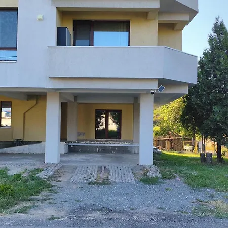 Appartement Voievozilor Garden View Constanţa